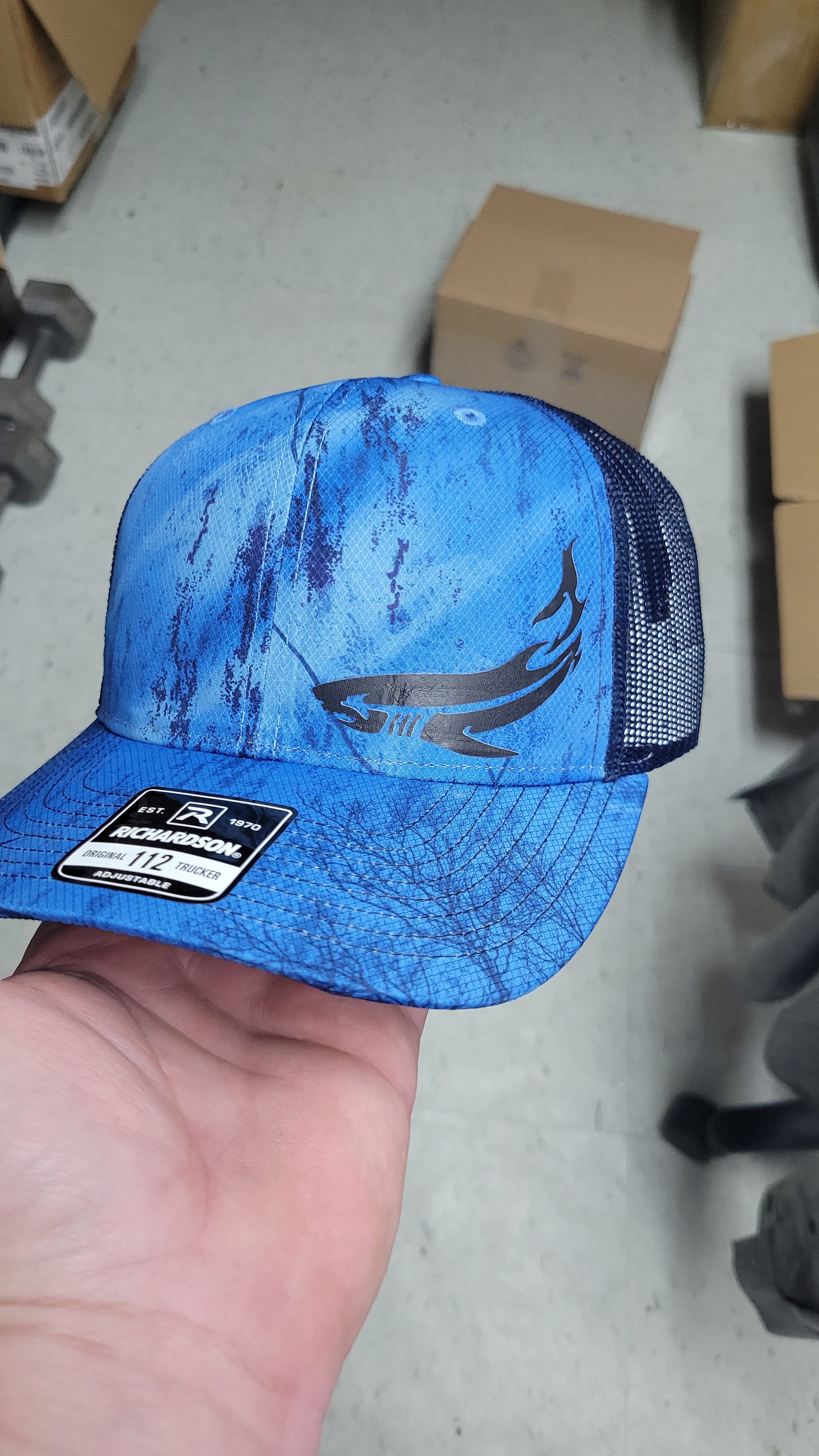 Snapback Shark LoGo Hat.